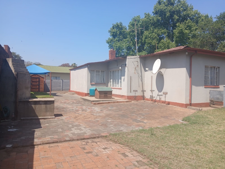 4 Bedroom Property for Sale in Bodorp North West